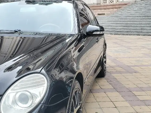 Mercedes -Benz E class 2008