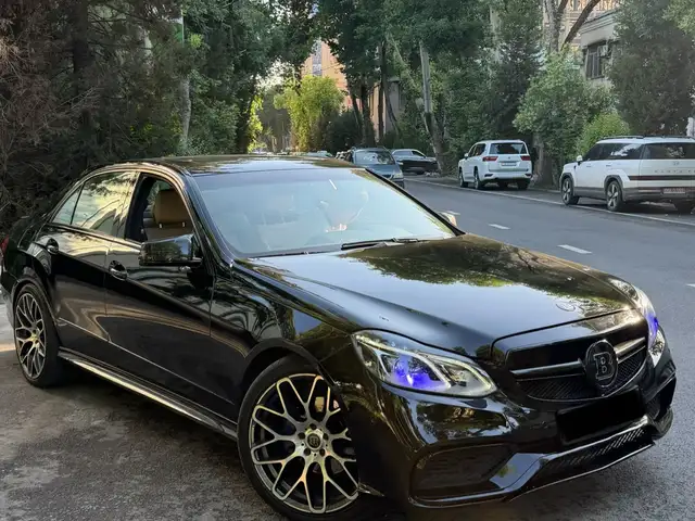 Mercedes -Benz E class 2010