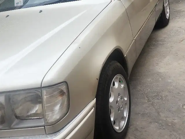 Mercedes -Benz W124 1994