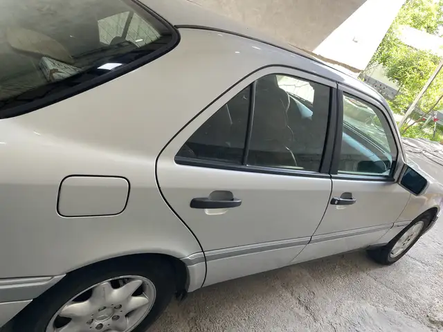 Mercedes -Benz C class 1995
