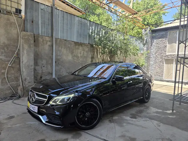 Mercedes -Benz E class 2010