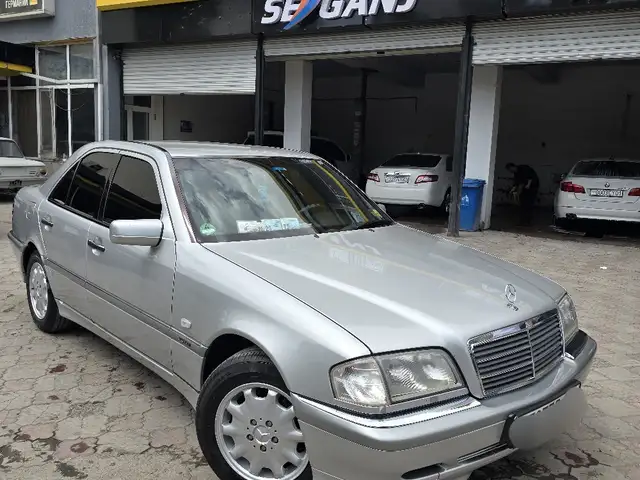 Mercedes -Benz C class 1999