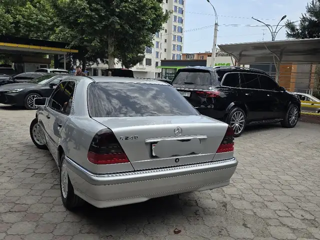 Mercedes -Benz C class 1999