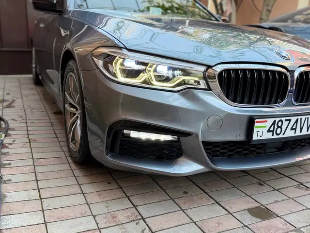 BMW 5 2017