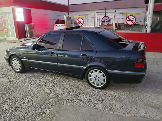 Mercedes -Benz C class 2000