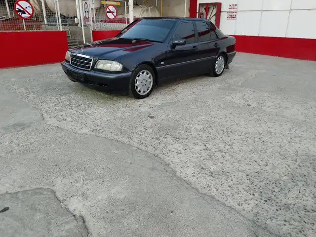 Mercedes -Benz C class 2000