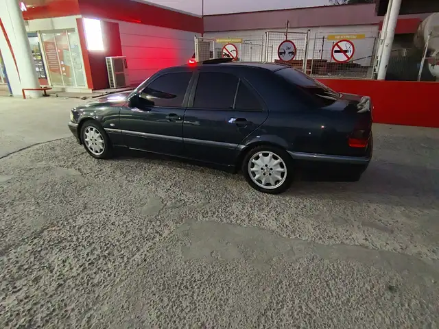 Mercedes -Benz C class 2000