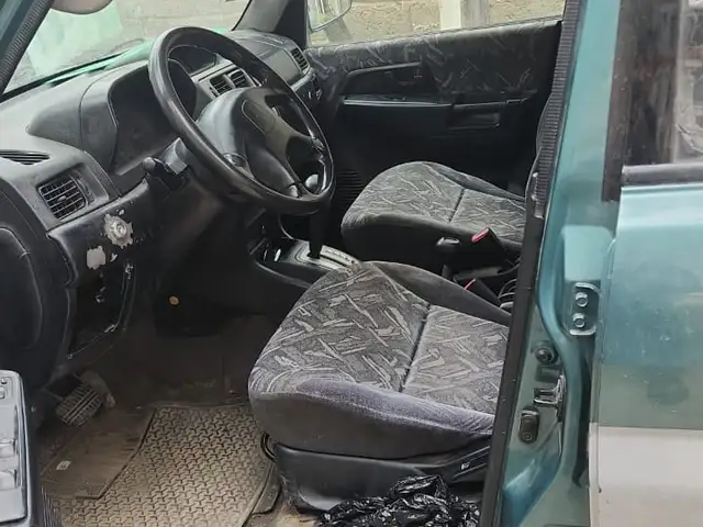 Mitsubishi Pajero 1998