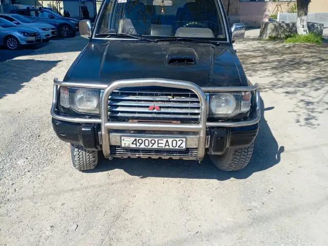 Mitsubishi Pajero 1994