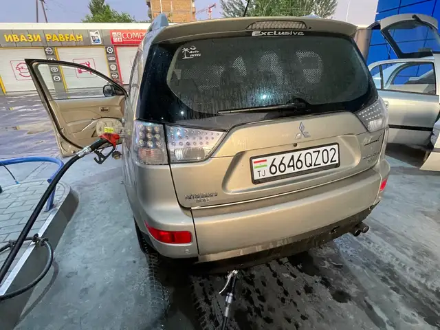 Mitsubishi Outlander 2008