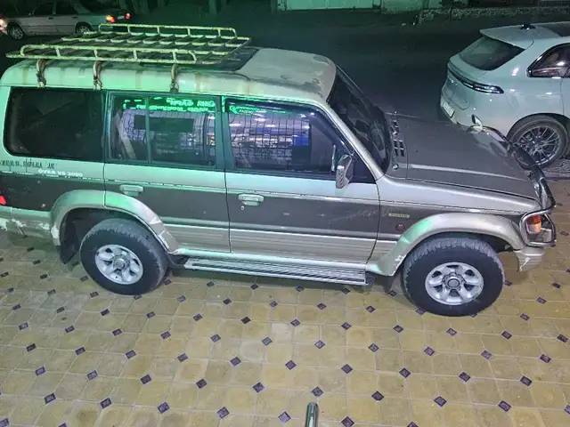 Mitsubishi Pajero 1995