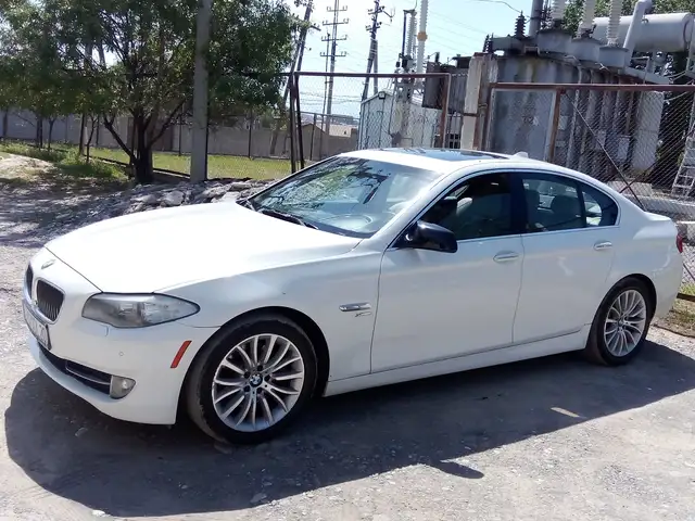 BMW 5 2012