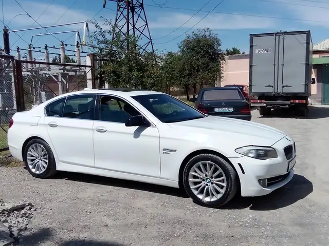 BMW 5 2012
