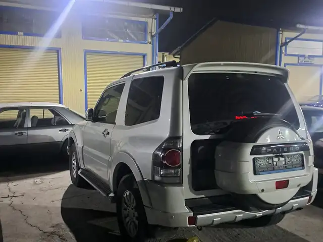 Mitsubishi Pajero 2014
